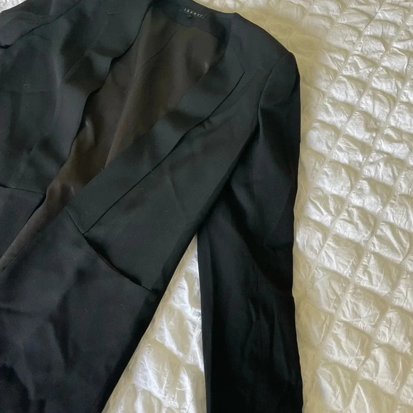 Theory black wool blend collarless Medora Hydric blazer - Picture 4 of 11